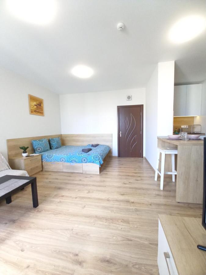 Apartemen Tiara 152