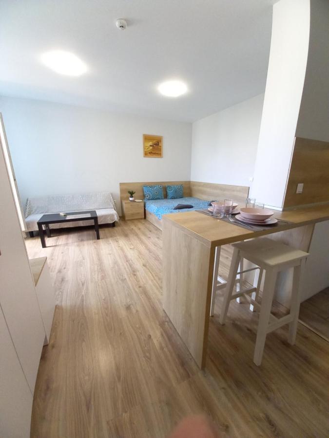 Tiara 152 Apartemen *