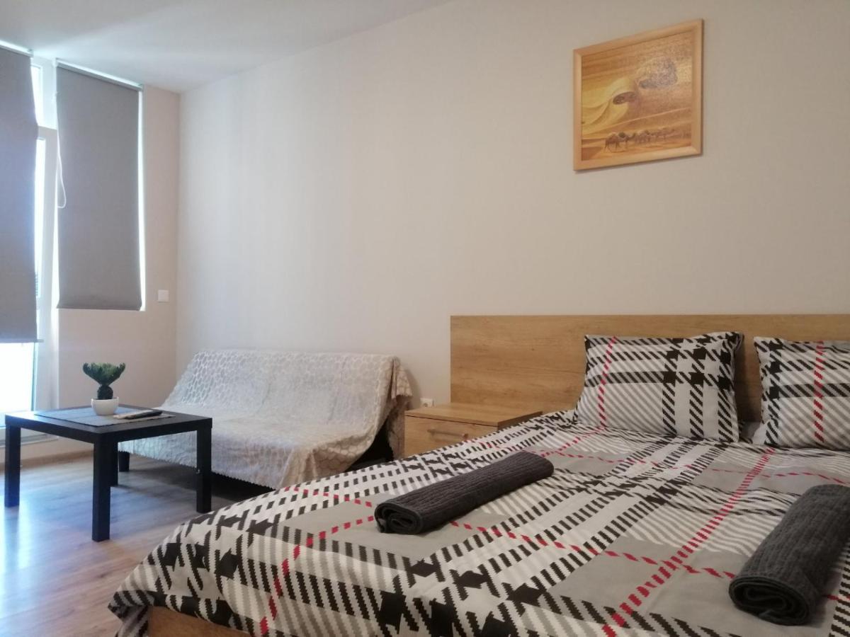 Tiara 152 Apartemen